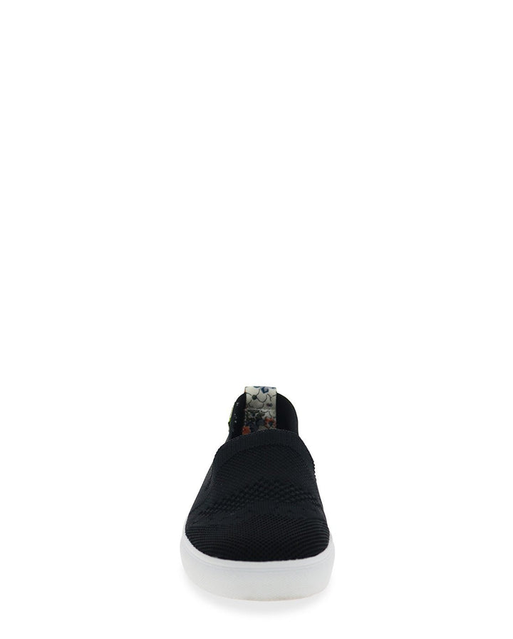 Women's Zoe Slip On- Black - WSC B2B